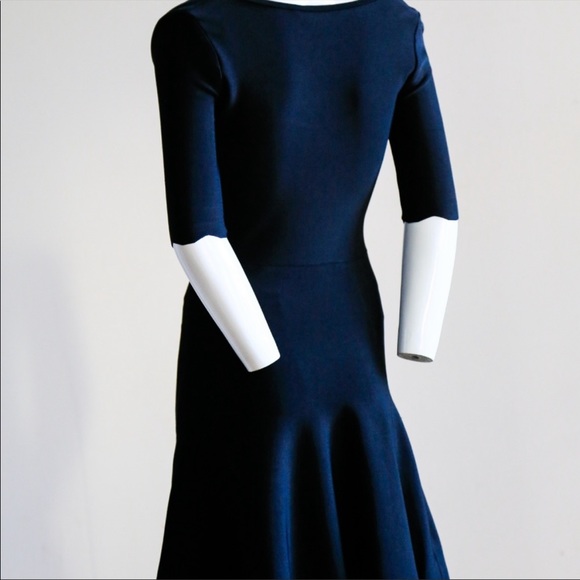 Dress - Picture 5 of 7